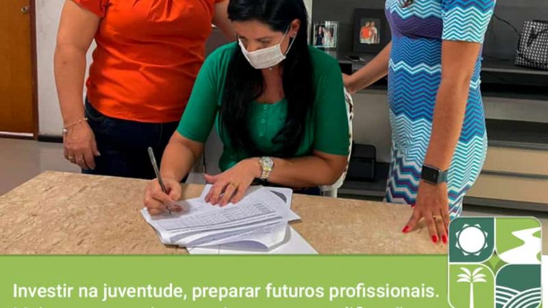 Investir na juventude, preparar futuros profissionais